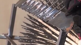 Đây là làm ra một kẻ vô dụng ư?