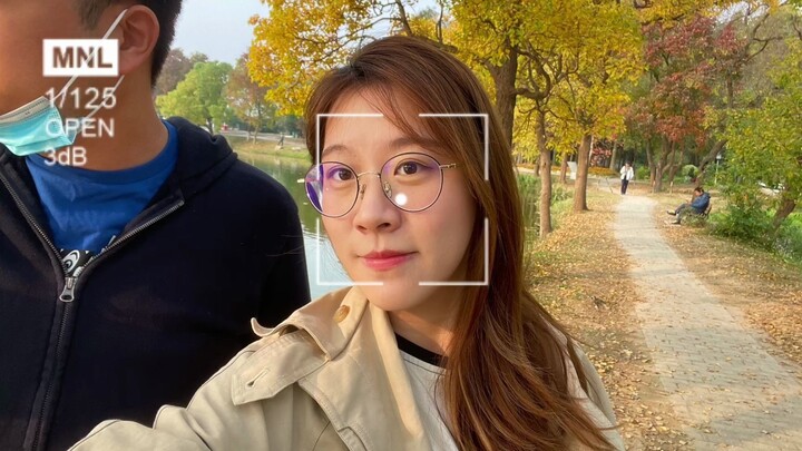 When you see the leaves fall, you know autumn has arrived.