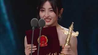 内娱首位00后主流奖影后，年少成名的张子枫演技一直在线！