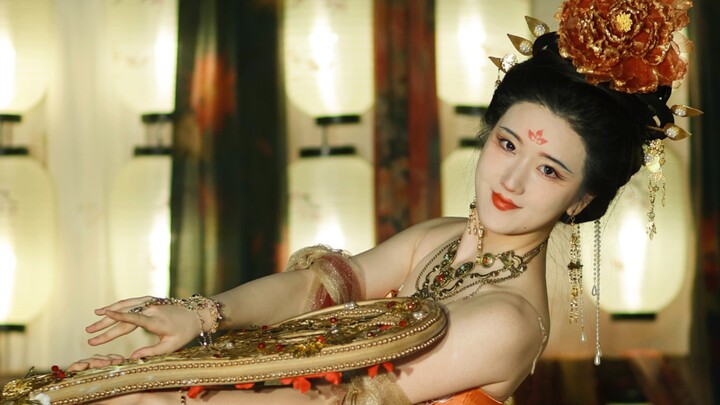 少东家不语，只一味在樊楼听曲❀醉花阴❀