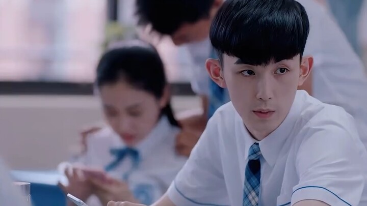 โตขึ้นถึงได้รู้ว่า ครูที่คอยเป็นห่วงเป็นใยนักเรียนมีเหลือน้อยลงทุกที