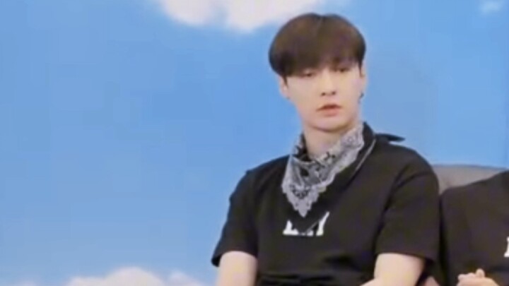 【คลิปเด็ดห้องซ้อม EXO เฉพาะจางอี้ซิง】ดูจบแล้วยังจะฟินกับพลังของวงอยู่ได้ ต้องใจแข็งจริงๆเลยนะ