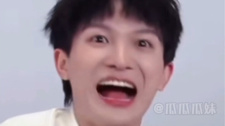 Zhou Shen’s mouth isn’t just for singing…