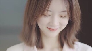 震惊！双马尾美女竟惨遭众人……！？