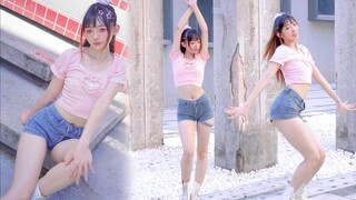Summer! Hot pants! Hot girls strike ❤️The Feels
