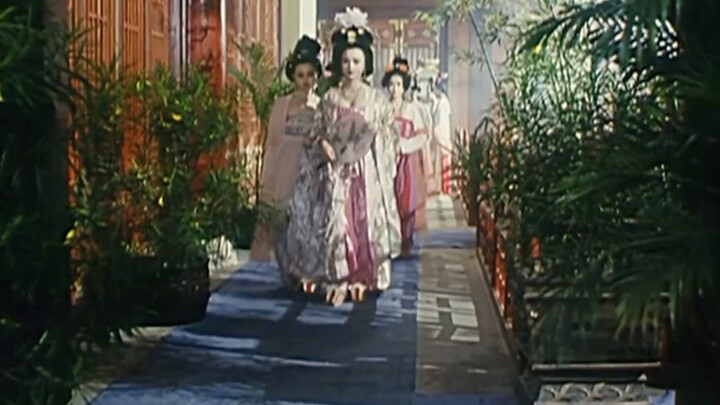 极致的中式美学，国风古韵。鲜艳的色彩，完美衬托角色，