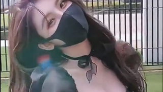 “一眼回眸，便是心动。”