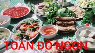 BỮA CƠM KHÁNH THÀNH NHÀ MỚI.lê quyền làm đầu bếp rất nhiều món ngon. Biển Nguyễn ngọc