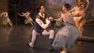 “Thanks to the China National Ballet for letting us enjoy such a beautiful Giselle!”