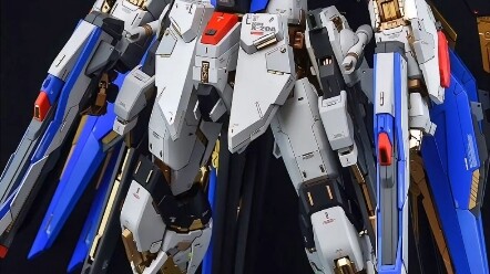 I think Freedom is the most attractive Gundam, what do you think?