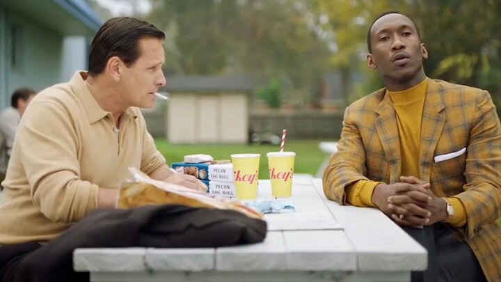 Cô đơn lớn nhất trong “Green Book” chính là khi ai cũng nghĩ rằng bạn không hề cô đơn.