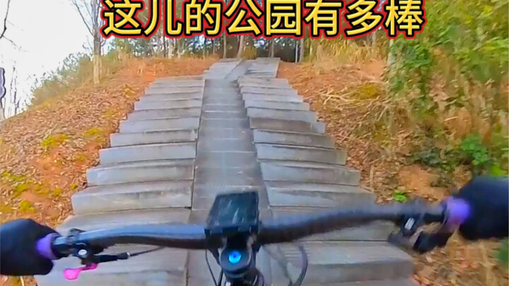 ها نحن مرة أخرى في طريق الحلزون المليء بالمرح! أقترح تعميمه عالميًا، ههه~