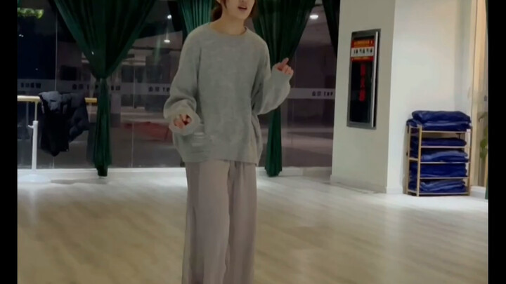 Today's practice: late-night drizzle asks the crabapple, quickly check it out, shall we?