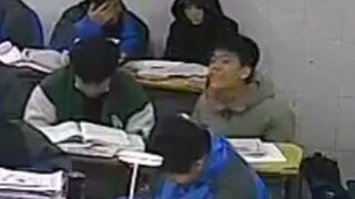 ตอนเรียนพิเศษตอนเย็นเกิดอาการป่วยกะทันหัน ถูกกล้องวงจรปิดจับภาพไว้ได้ แชร์ไปในกลุ่มผู้ปกครองแล้ว หมด
