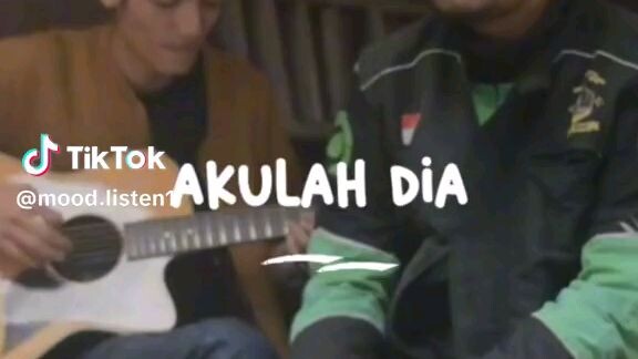 sesungguhnya dia ada di dekat ku