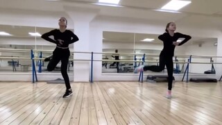 【Arkeologi】Pelatihan tari K Bao dan Qi Mei