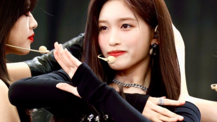 صوت روي باو باو رائع جدًا حقًا! إذا كبرت قليلًا أكثر، فستصبح لا تُقهر على الإطلاق.