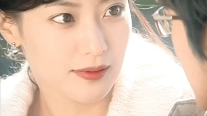 Her peak looks were truly stunning #KimHeeSun