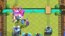 Clash Royale: 6/3 gameplay (teamwork win in 1 min)