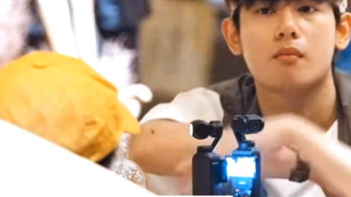 [Dilraba Dilmurat x Hu Xianxu] Tsk, it's so obvious