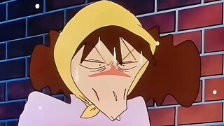 Shin-chan selling dried fish