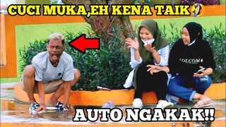 PRANK KONYOL‼️MAU CUCI MUKA EH KENA TA*IK HAHA NGAKAK
