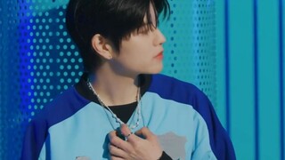 【Stray Kids/Kim Seung-min】『JYP JAPAN POPUP STORE 2024』 MD LÀM PHIM Seung-min đã cắt