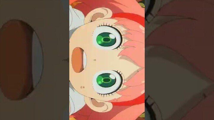 อันย่าเล่นดอดจ์บอล Spy X Family shorts rek top anime anya anya top