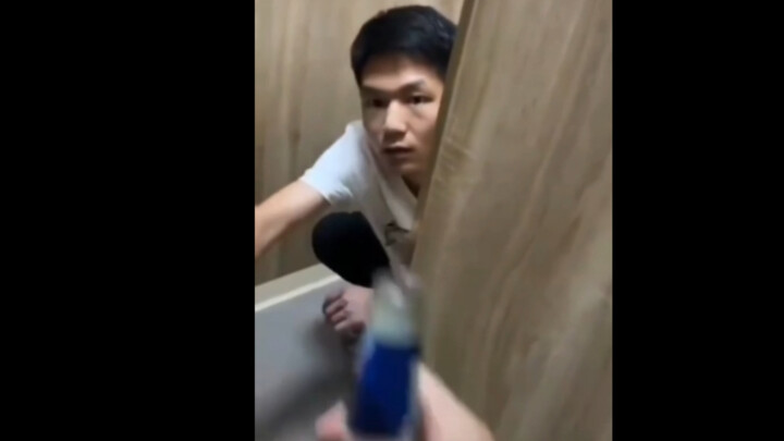 Unboxing video? Thanks, it just adds more pressure!