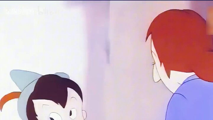 The Giant Hen and the Golden Eggs