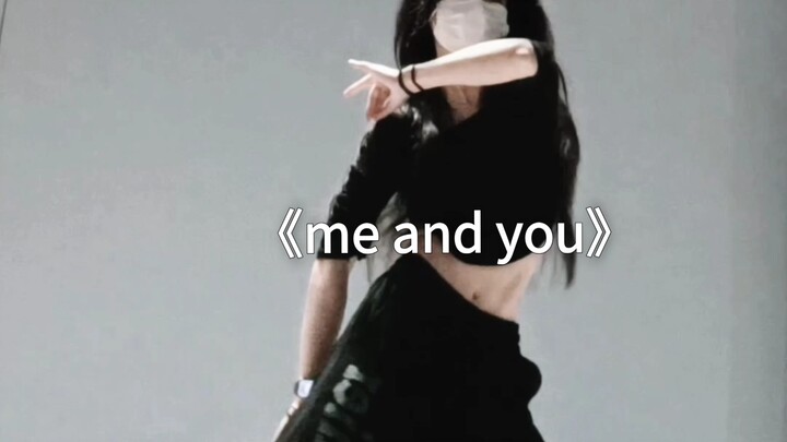 toàn màu đen(￣(oo)￣)