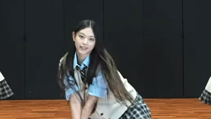 【เจียงไห่หลิน】คลิปถ่ายสดในห้องซ้อมเพลง Hype Boy | เก็บไว้เอง