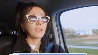 Địch Liệt Ba hỏi Vương An Ngọc cách cầm tay vịn