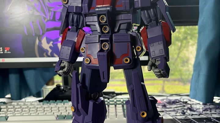 Tôi vừa mới có Psycho Gundam MK2 và tôi phát hiện ra một vấn đề