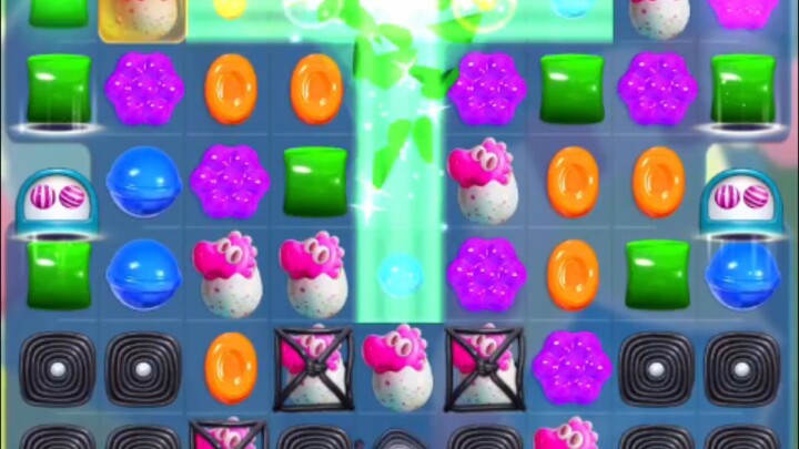 Coba deh kalian main game ini, seru banget candy crush