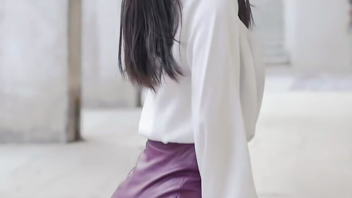 4K Upscaling/Short Skirt/Sensitive