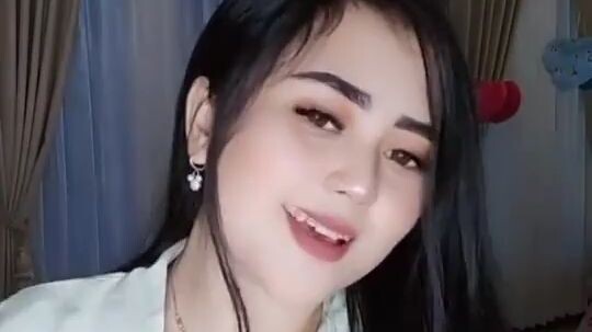 Ayo di goyang borr...