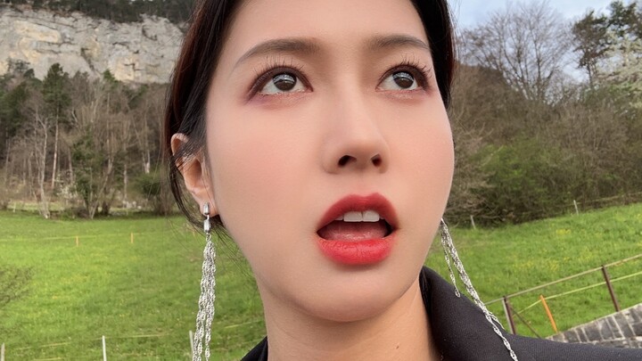 Bilibili’s review team said I was nude?