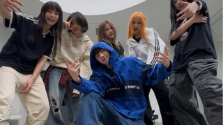 المدرسة القديمة!! تحدي الرقص على أغنية Feeldog وفرقة الفتيات YOUNGPOSSE «XXL» 240327