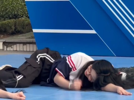 Senior Sister's Club Dance