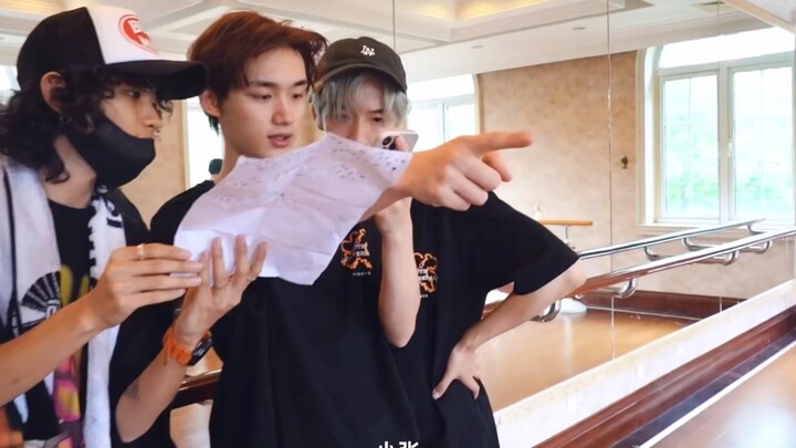 我勒个豆，这下谁还分的清丁程鑫和舞蹈老师