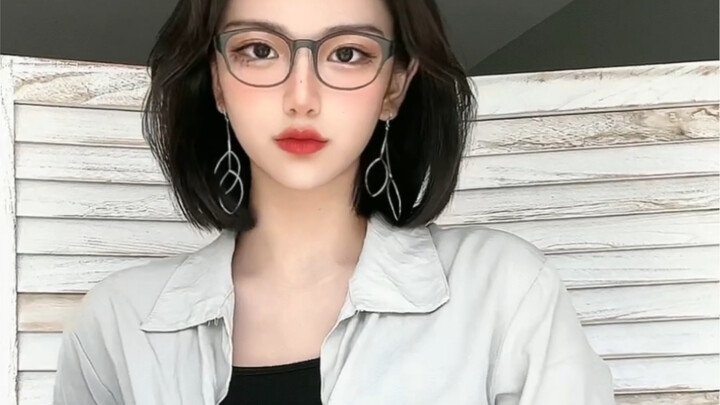 เสน่ห์ของแว่นตาเพิ่มขึ้น