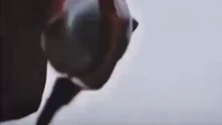 Mebius: Actually, it was Leo who couldn't withstand my flying kick that day.