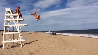 รวมฉากหกล้ม อันตรายนะ น่ากลัว น่าสงสาร เอาจูบๆ เหม็นมาก ฮาทุกฉาก ขำไม่ไหว！#Funny