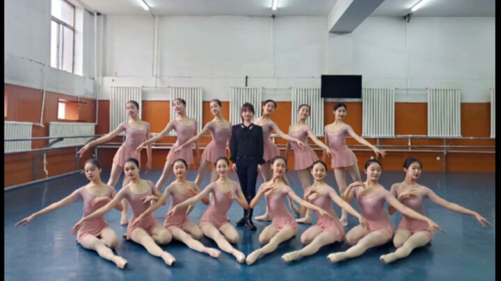 Đây là một video vừa khóc vừa cười