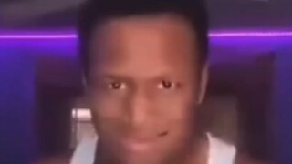 🗿