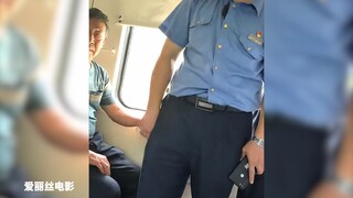 عرض رجل سريره الذي ينام فيه على أخته التي كانت تجلس في مقعد صلب، لكن سائق القطار رفضه.