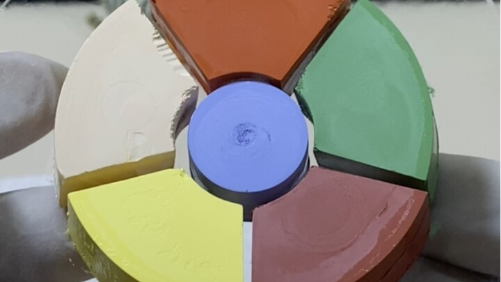 "Kue Drama Pesona Bayangan"