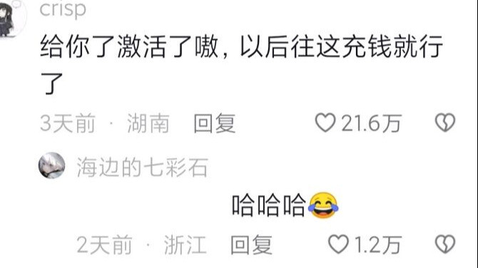 هذا هو فحّاص الجودة البشري الحقيقيّ! في اليوم الأول من ولادته، تقوم الممرضة بعناية فائقة بفحص جسم ال