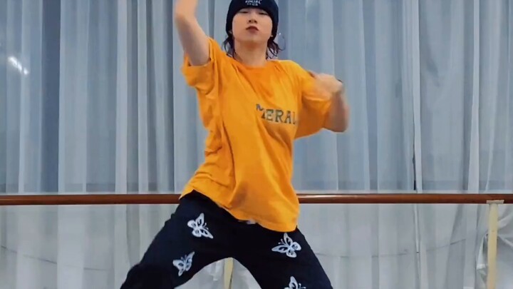 Street paddling (me) warrior [Hey mama] I’m tired to death, I won’t tell you [Da Li] [Noze choreogra